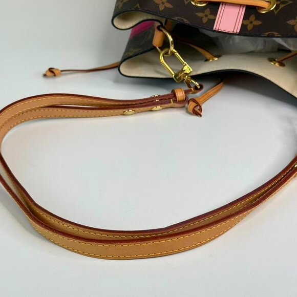 Louis Vuitton Monogram Canvas Limited Edition Neonoe Bucket Bag with Pink Trim - Picture 6 of 8